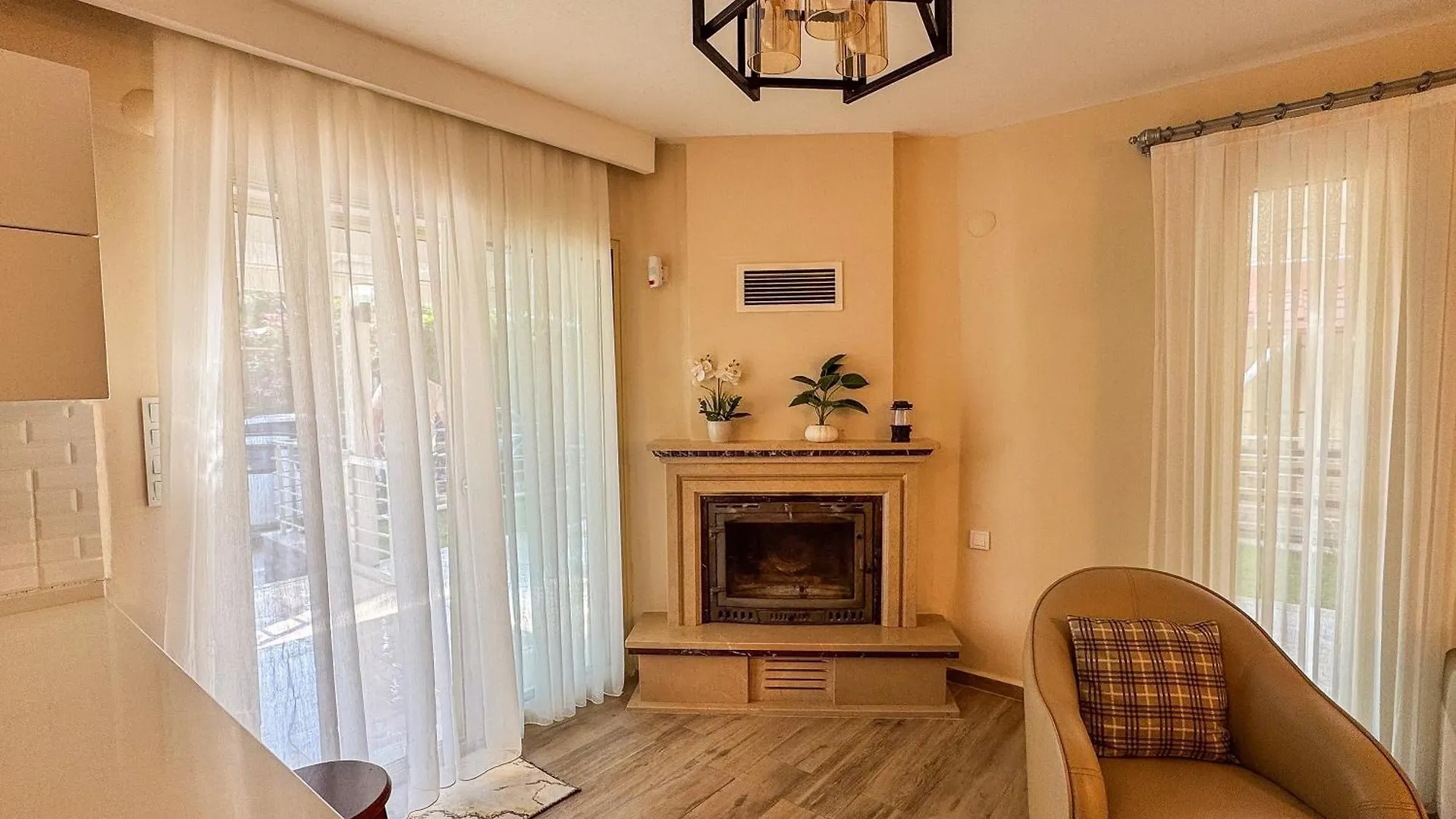 Villa Kumsal Kusadası 0*,